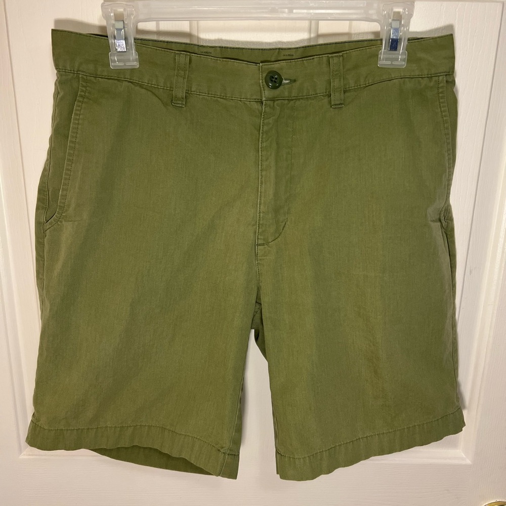 Patagonia Shorts. Green. Size 30 waist. 8" inseam.